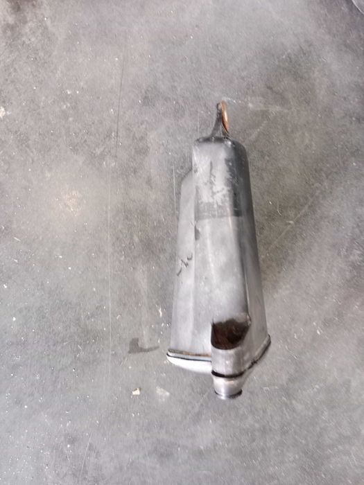 honda xl500 xl 500 narzędziówka schowek na narzędzia kufer skrytka
