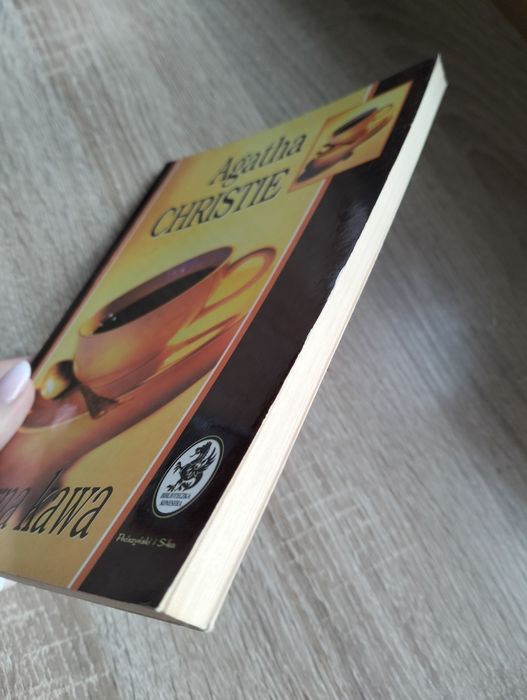Agatha Christie. Czarna kawa