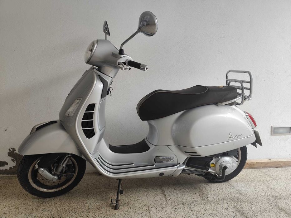 Scooter Vespa gts 125