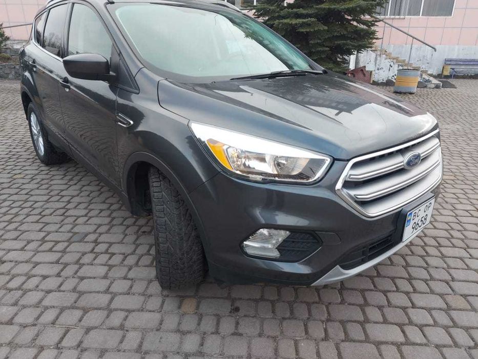 Форд Ескейп 2016 1,5