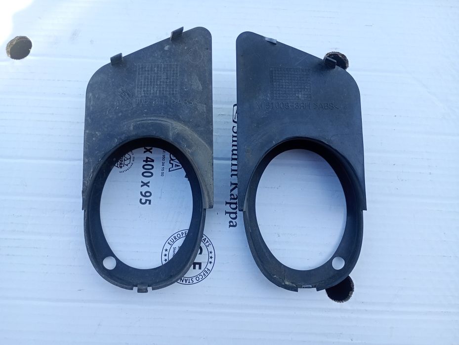 Ramki halogenów lamp przeciwmgłowych przódM Pakiet M Technic M5 BMW E39