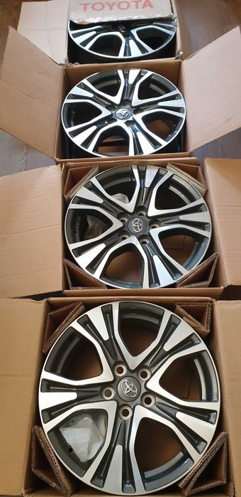 Felgi aluminiowe Toyota 17 komplet
