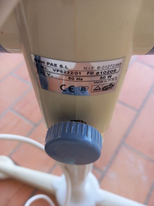 Ventoinha  de pé ufesa