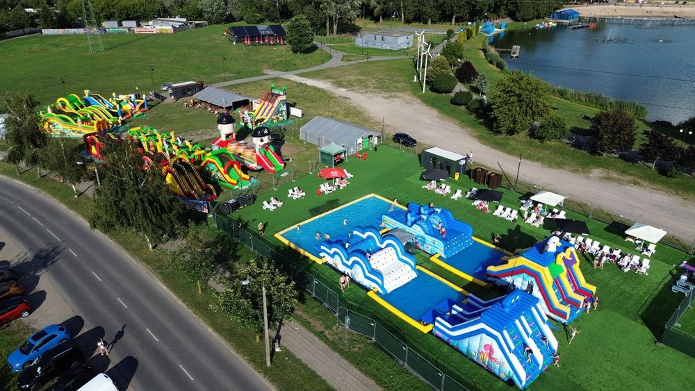 Tor wodny dmuchaniec dmuchańce park dmuchana zjeżdżalnia wodne atrakcj
