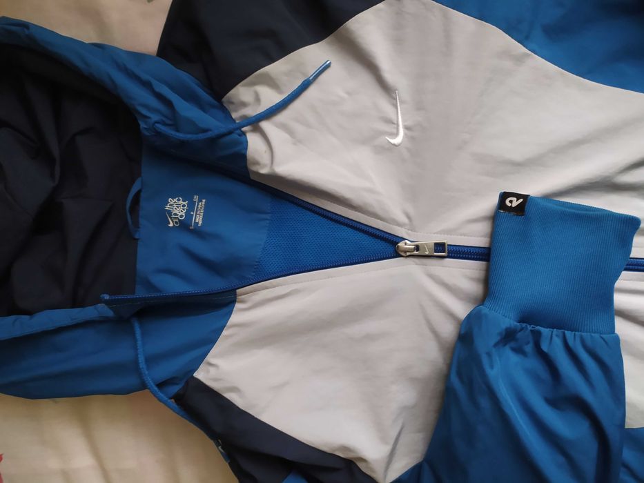 Мастерка-кофта NIKE  спортивная.(S).
