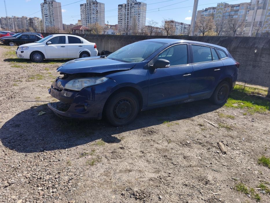 Renault megan 3 2011 год