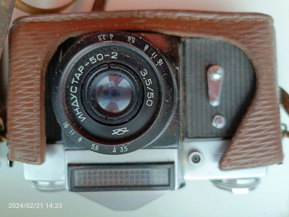 Фотоапарат Зеніт-Е (Zenit-E) з об'єктивом Індустар-50-2 + чохол