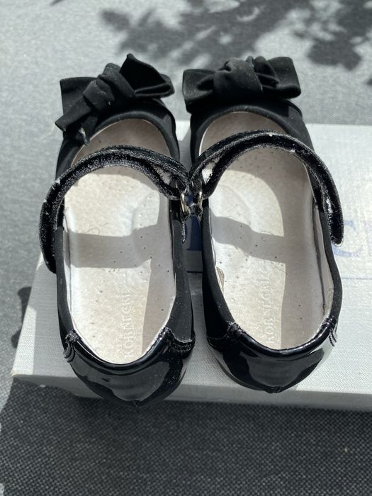 Buty Kornecki dla dziewczynki rozm. 27  jak nowe
