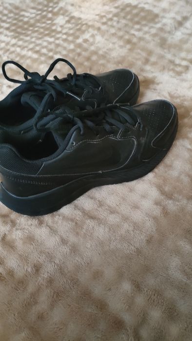 Sneakersy Nike 39, wkładka 25, cm.Całe czarne.