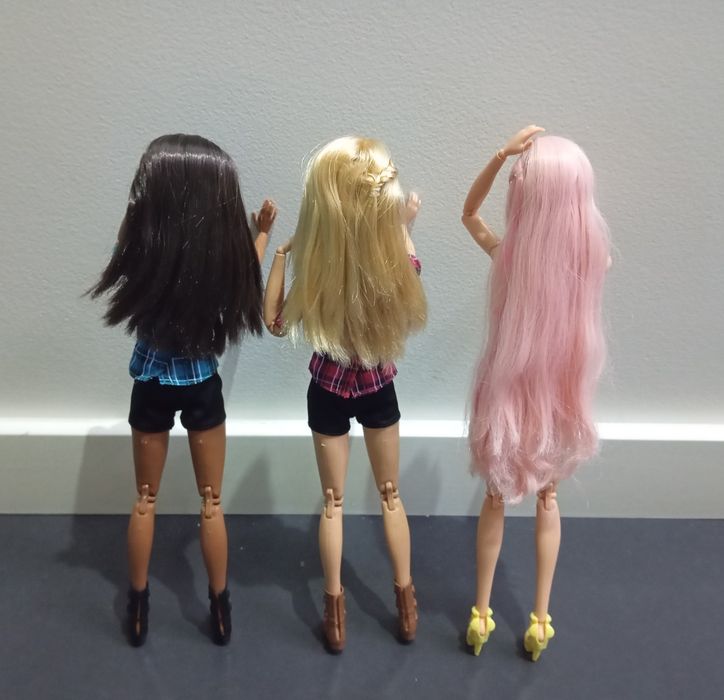 Barbies made to move