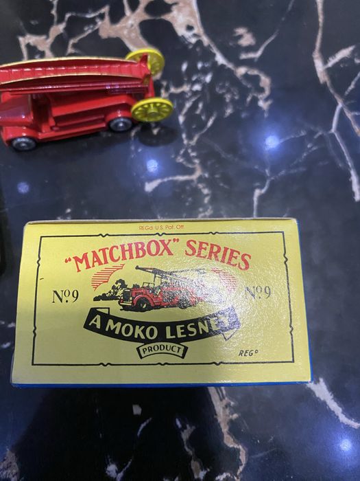 Модель пожарной машинки Matchbox Authentic MOKO N9