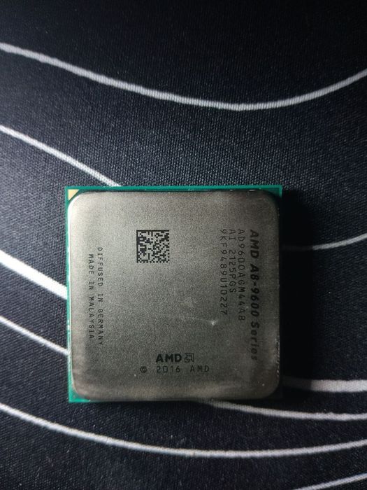 Продам проц A8-9600 AMD