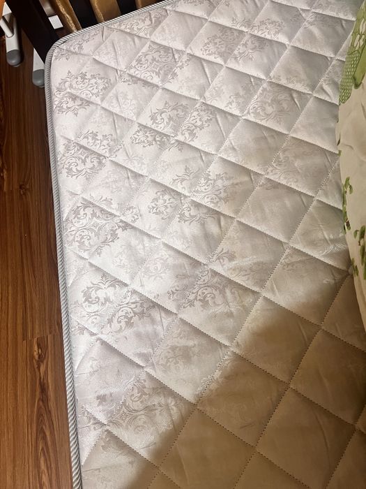 Продам ліжко 2х ярусне