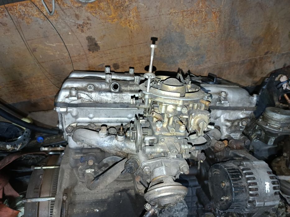 Змз 409 по запчастинах. ГБЦ, БЛОК, щеплення , маховик. Стартер, ген.