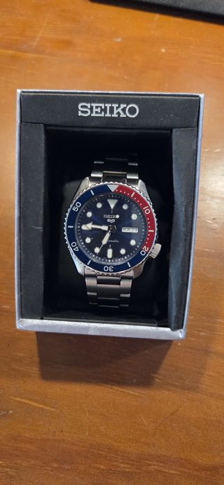 Seiko 5 Sports SRPD53K1 (Pepsi)