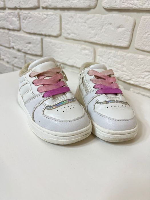 Дитяче Взуття Zara, H&M кросівки босоніжки чобітки для дівчинки