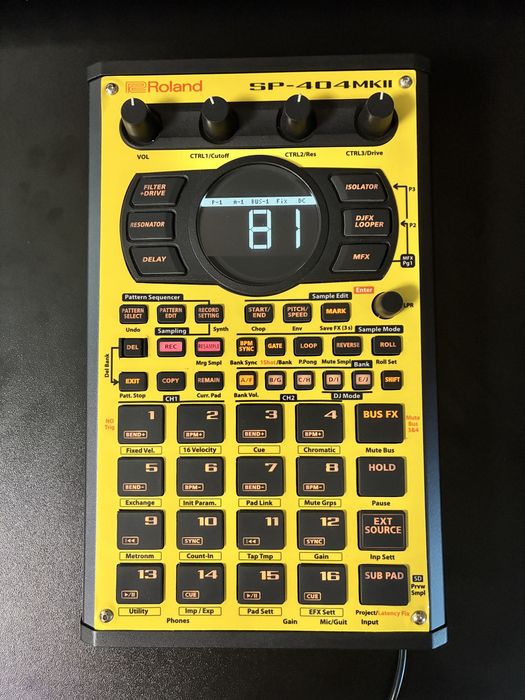 Roland sp-404 mk2