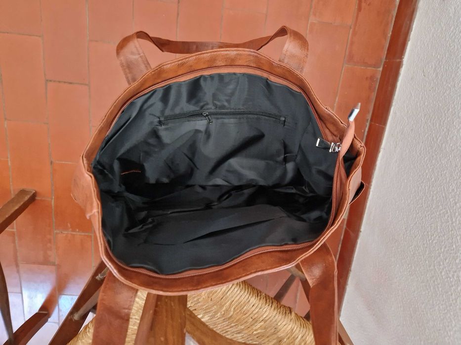 Mala castanha versatil e económica