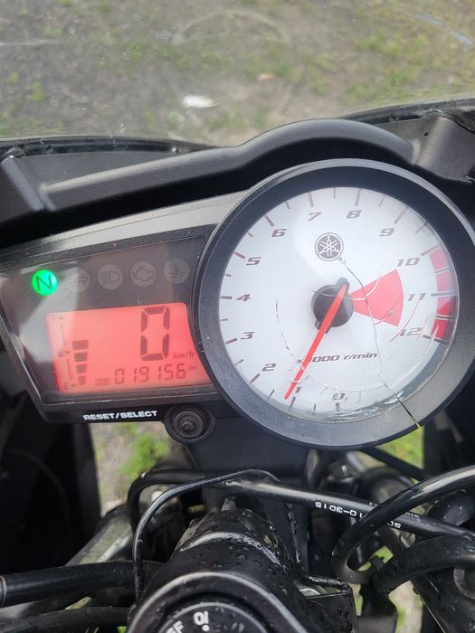 Yamaha yzf-r 125 MATTE GREY !