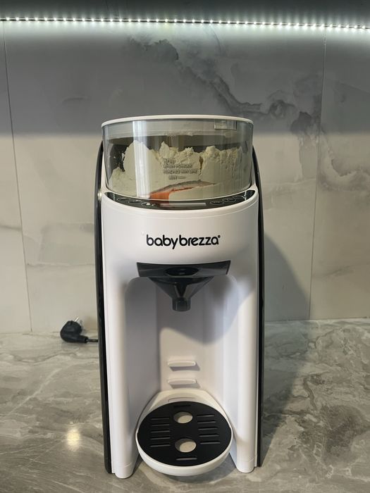 BabyBrezza машинка для приготування суміші