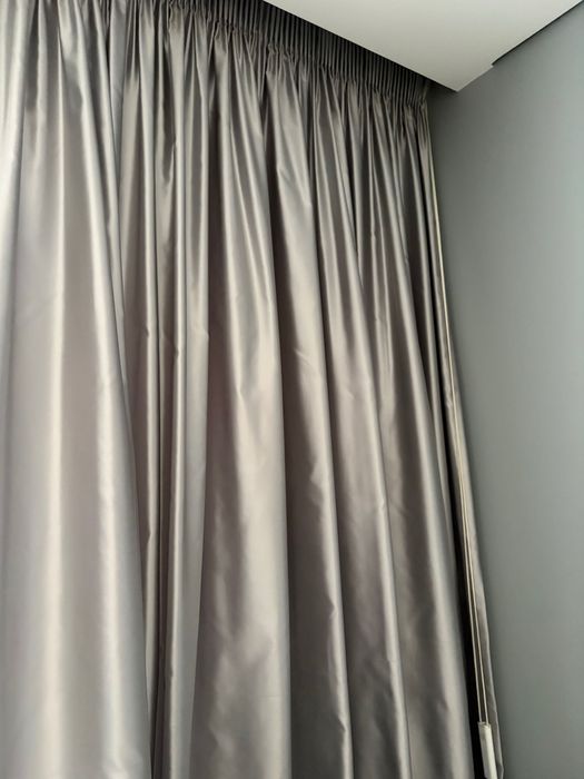 2 Cortinas cinzentas