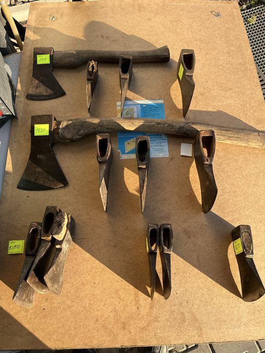 Сокири  з Німеччини