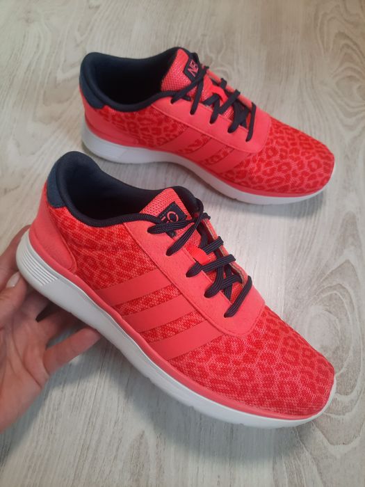 Яркие легкие кроссовки Adidas lite racer neo кросівки черевики р.38