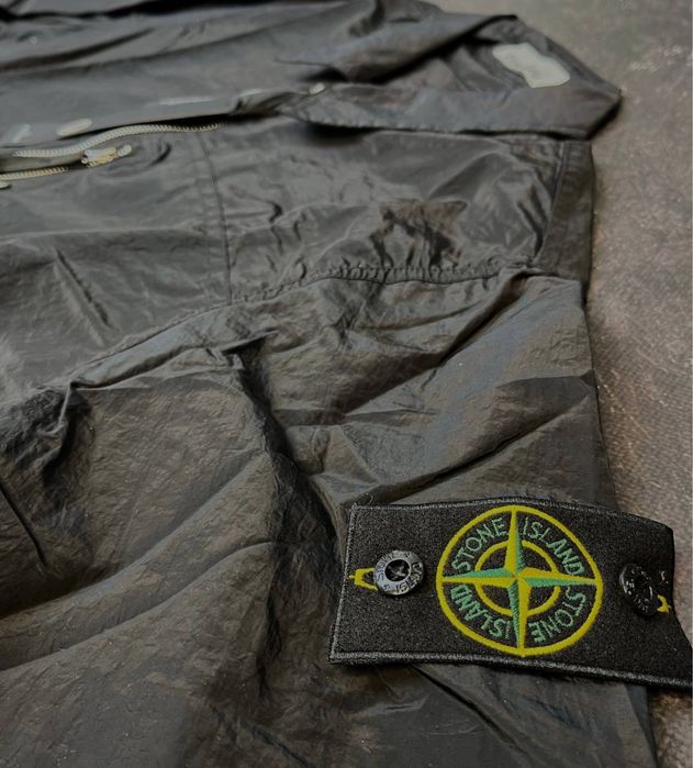 Легендарний Овершот Stone Island Nylon Metal
