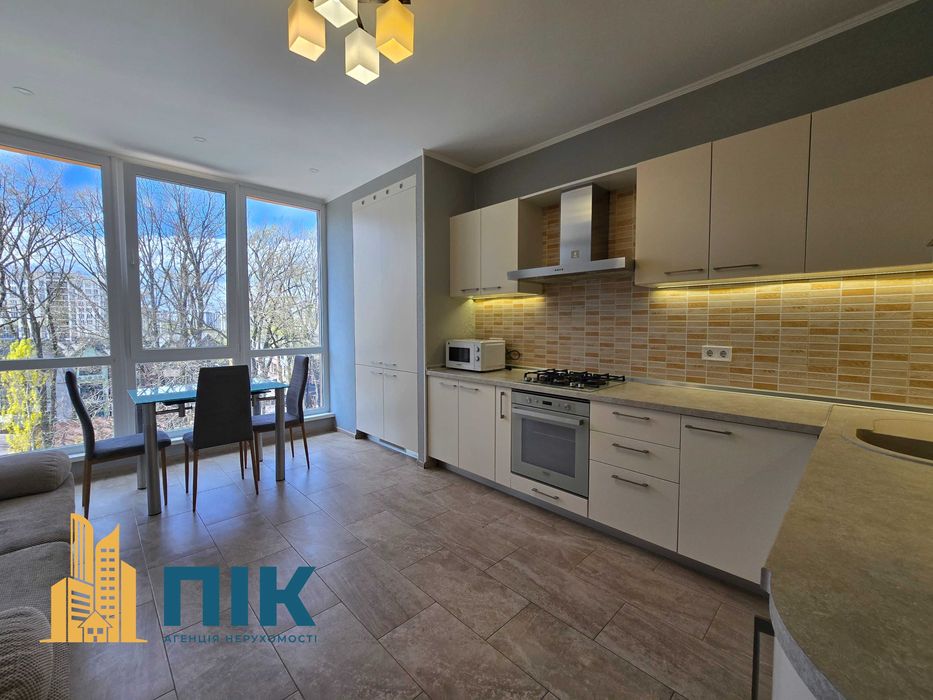 Без %! Простора 2к квартира з повним ремонтом (70 м²) в ЖК Закритого типу — формат «Заїжай та живи» на повну