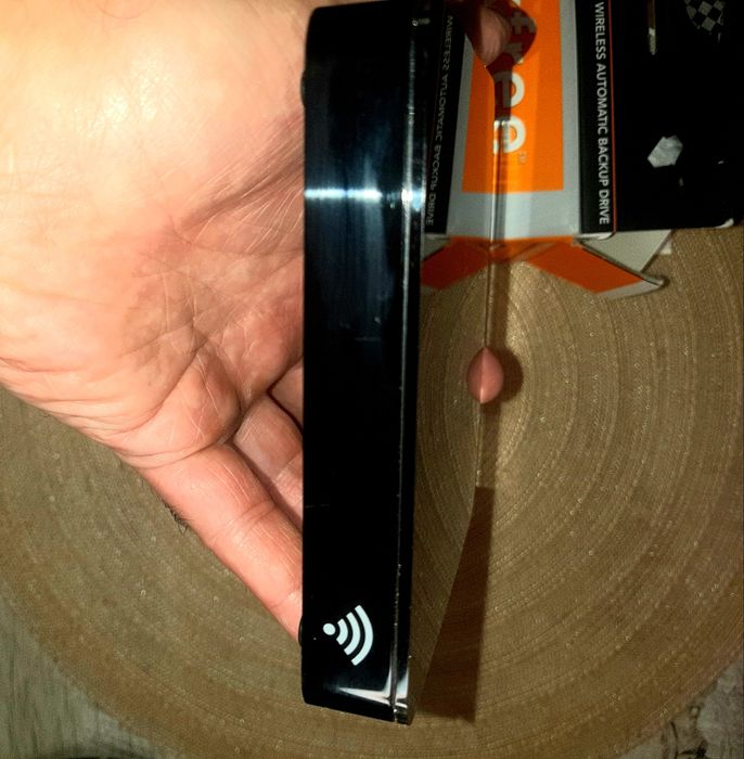 Сетевой резервнвй накопитель  Clickfree