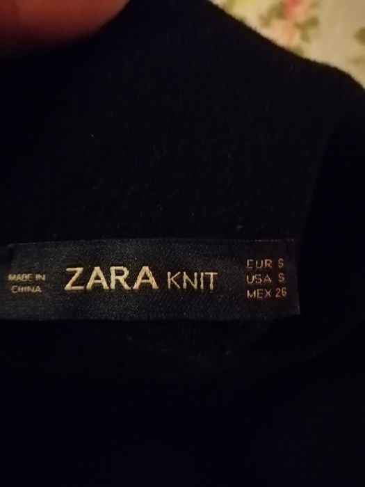 Camisola Zara com gola subida