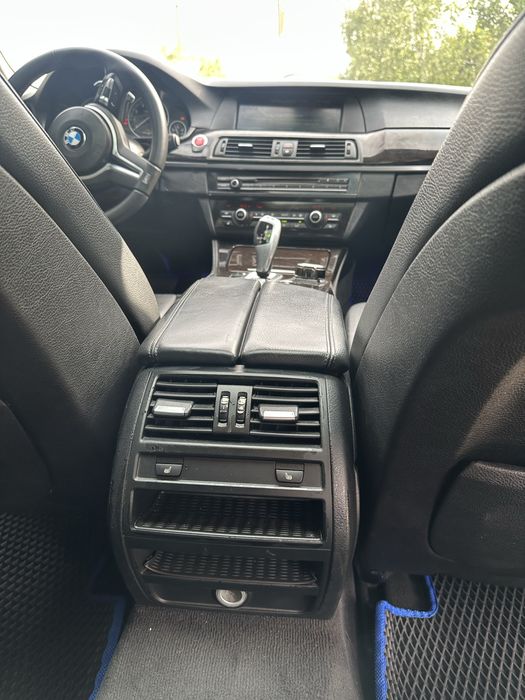 Bmw f10 528i повний привід