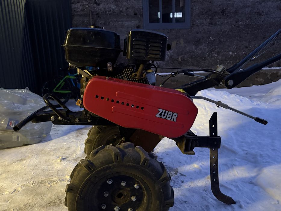 Продається МОТОБЛОК ZUBR  kx3 +фреза