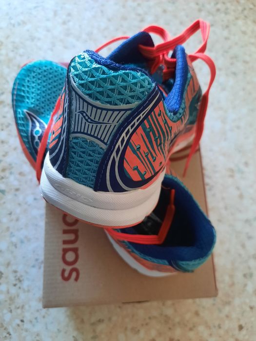 Кросівки Saucony