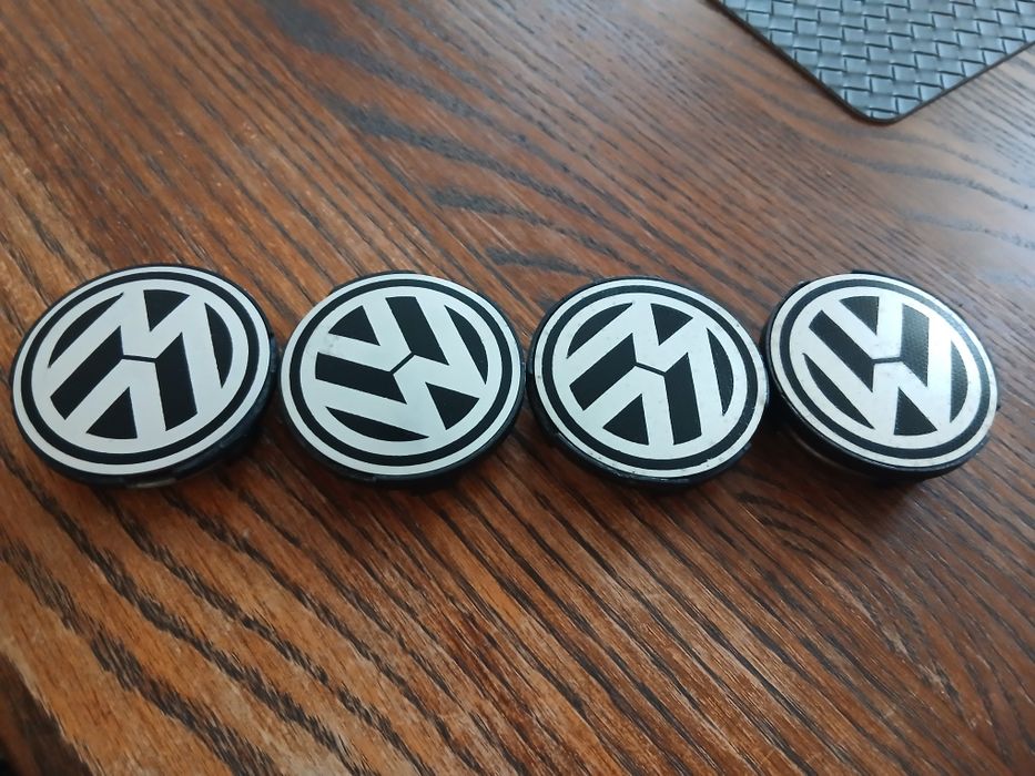 Oryginalne dekielki felg aluminiowych VW