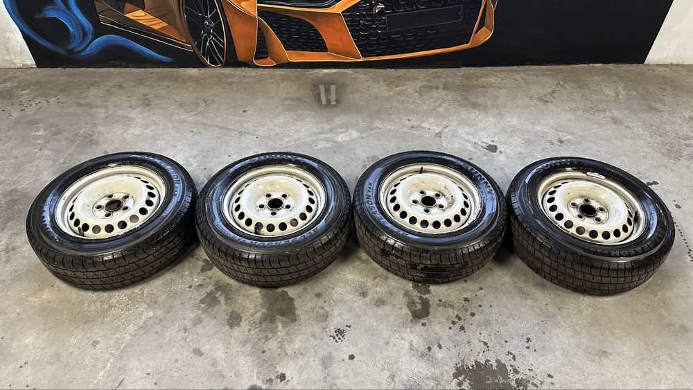 Зимняя резина Sunny NC513 2024г. R16 215/65 на стальных дисках