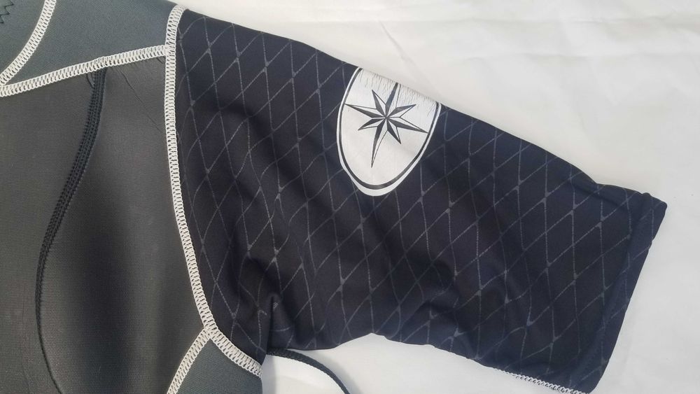 Fato de Mergulho/Surf POLARIS 4 mm (M)(impecável)