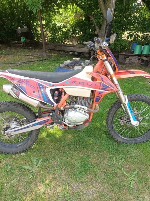 Продам кросовый мотоцикл Kovi250