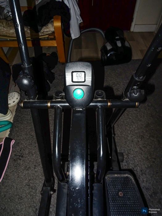 Bicicleta elitica como nova