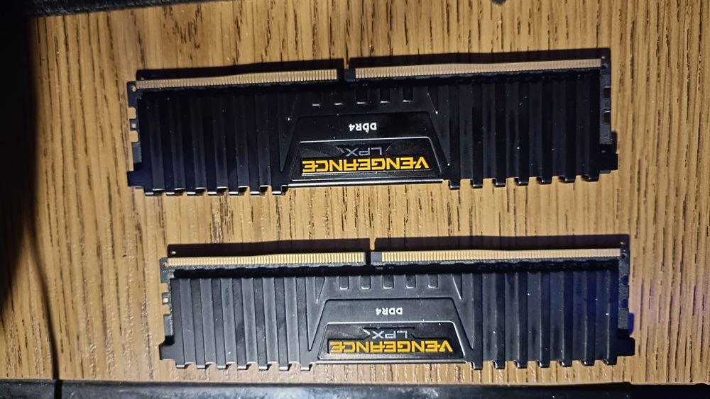 Corsair Vengeance 2x4gb DDR4 3000mhz