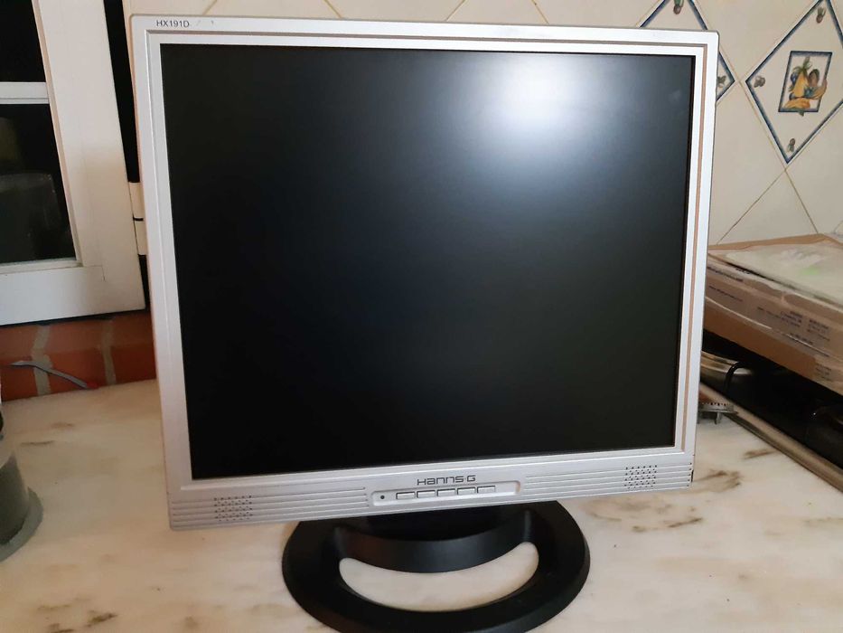 Computador ASUS 2Gb ram 500G HDD