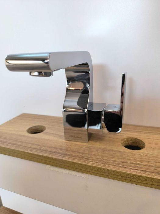 Bateria umywalkowa Saxo QB100S Chrom, Kohlman