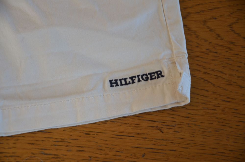 spodenki Tommy Hilfiger jasne r. 86