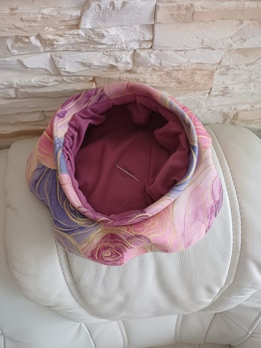 Nowy beret dwuwarstwowy 56 cm