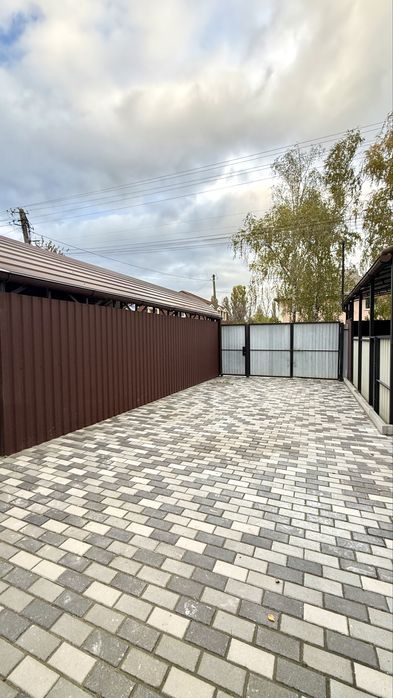 Оренда будинок (дуплекс)  Крюківщина центр поруч школа Київ 5км