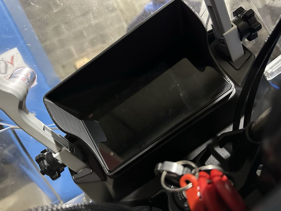 CFMoto aro para ecrã.