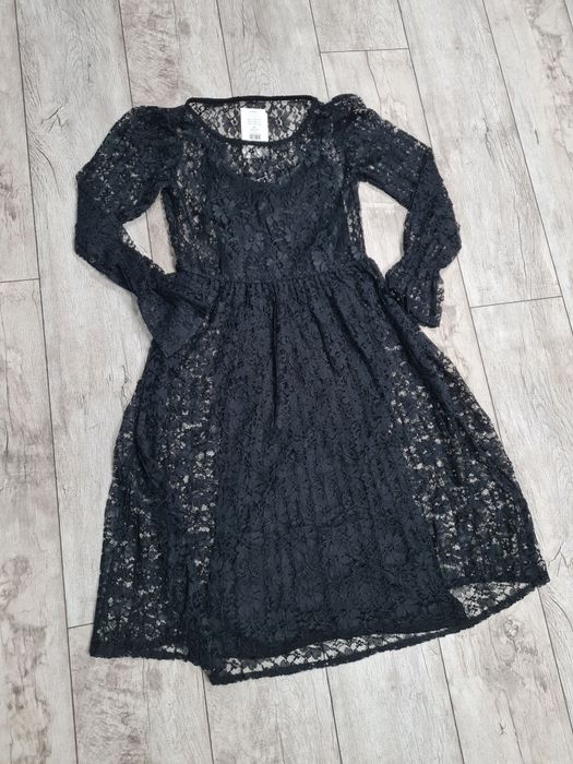 Czarna sukienka koronkowa Vila rozm S nowa z metką Midi