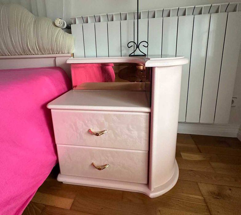 Conjunto Mobília de Quarto Rosa