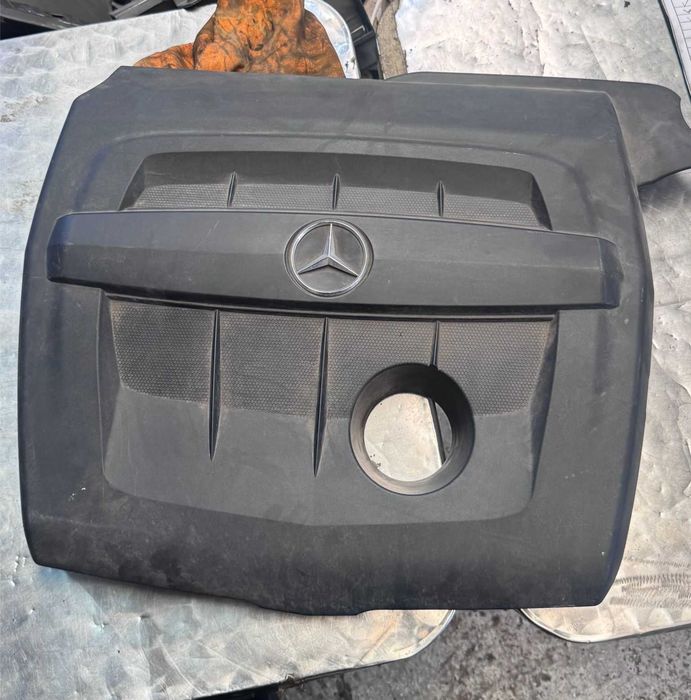 capa de motor  2015 W176 A6070100067
