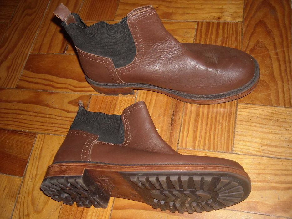 Bota semi novas Zara Boys